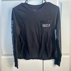 RVCA Black Crop Long Sleeve Tee – Minimal + Sporty (S)